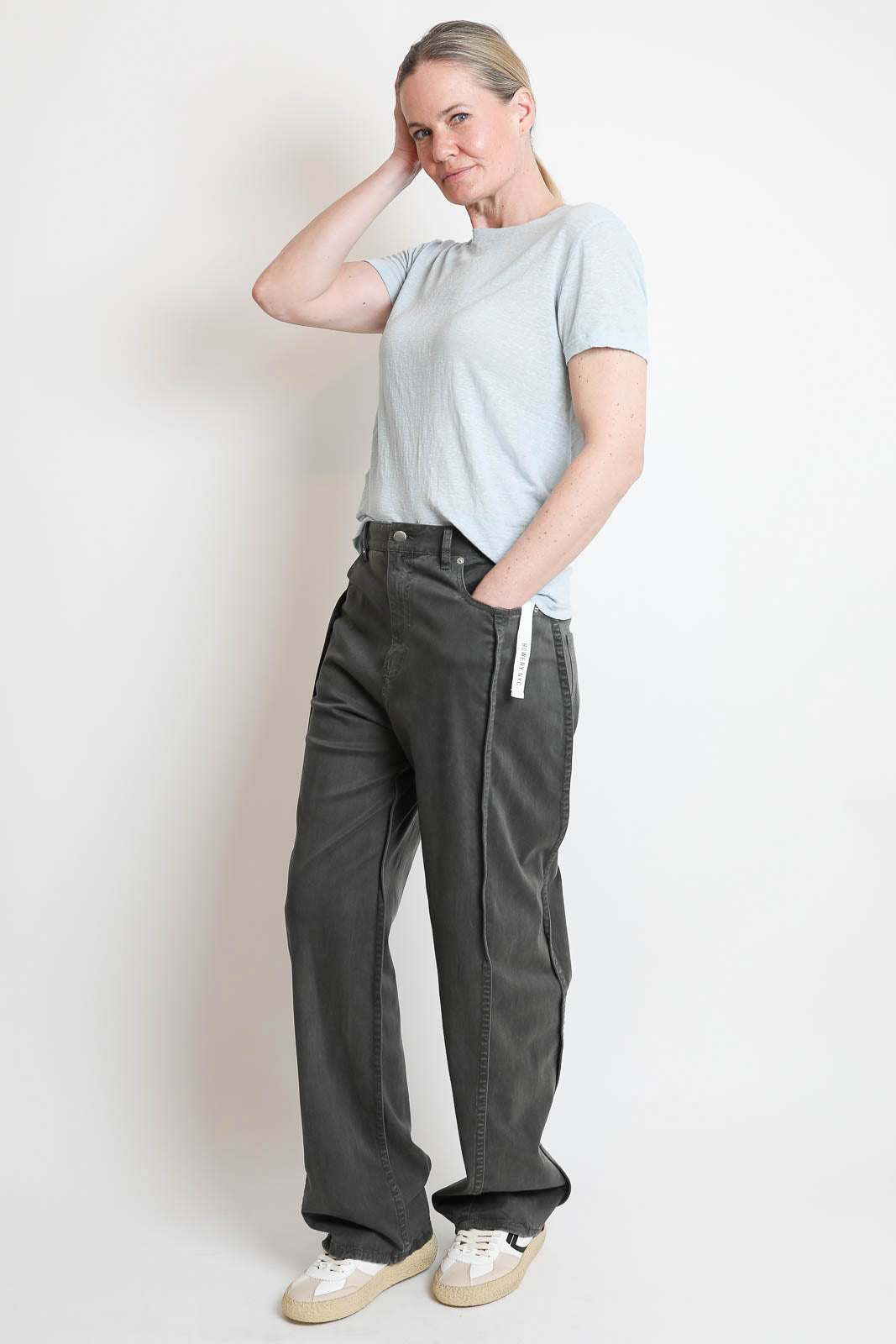 Bowery, T-Shirt aus Leinen-Jersey in Sterling Blue