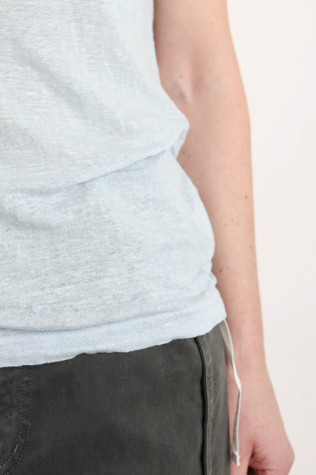 Bowery, T-Shirt aus Leinen-Jersey in Sterling Blue