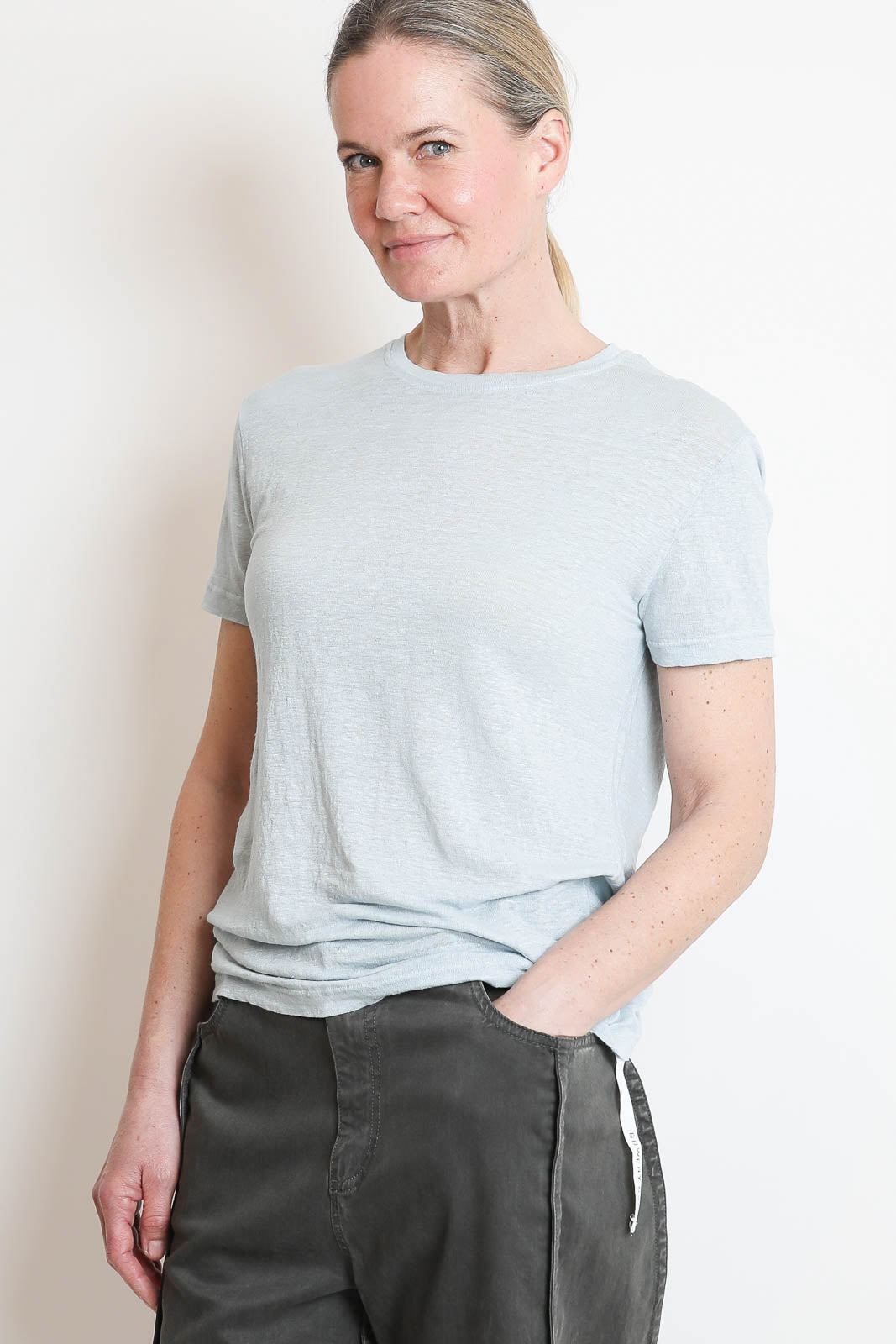 Bowery, T-Shirt aus Leinen-Jersey in Sterling Blue