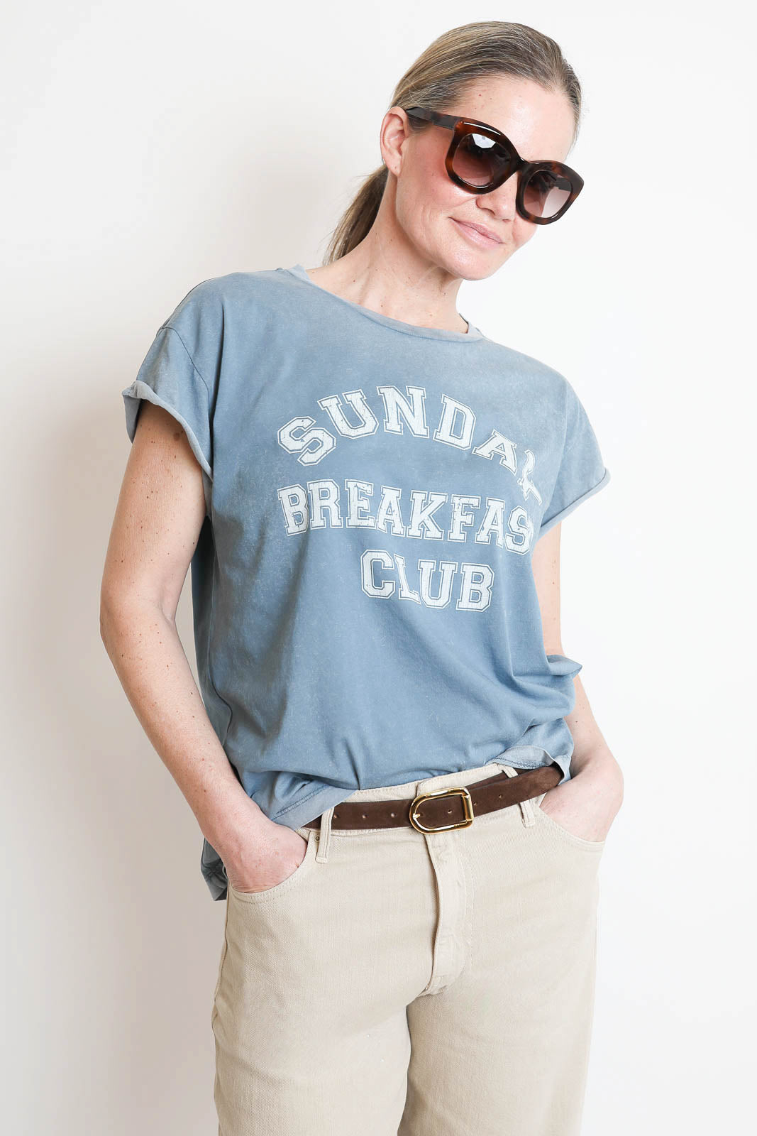 Bowery, T-Shirt Sunday Breakfast Club in Vintage Agean Blue