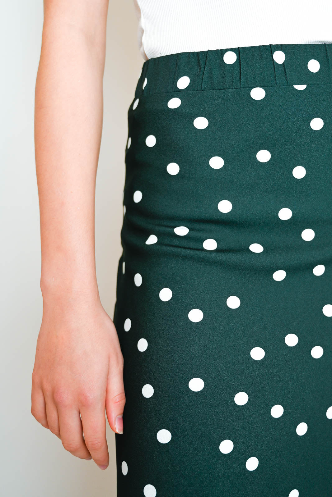 Atelier 1985, Rocke Erika in Tupfen Flaschengrün