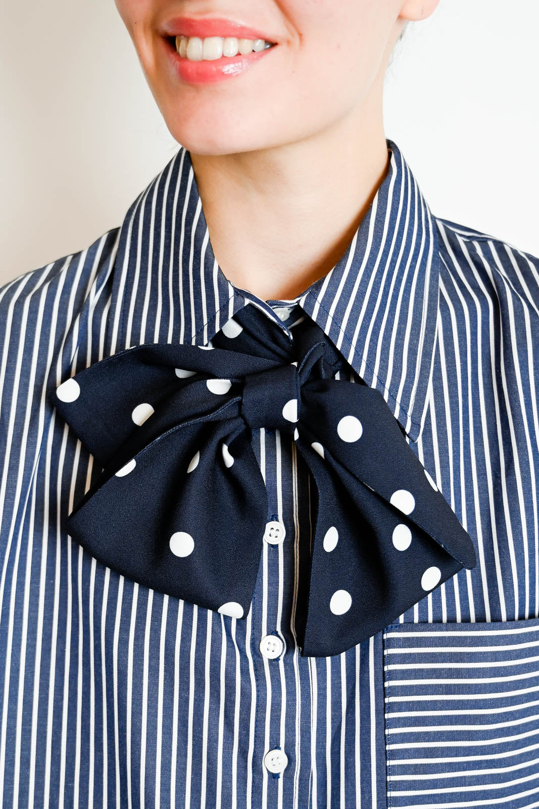 Atelier 1985, Krawatte in Tupfen Blau