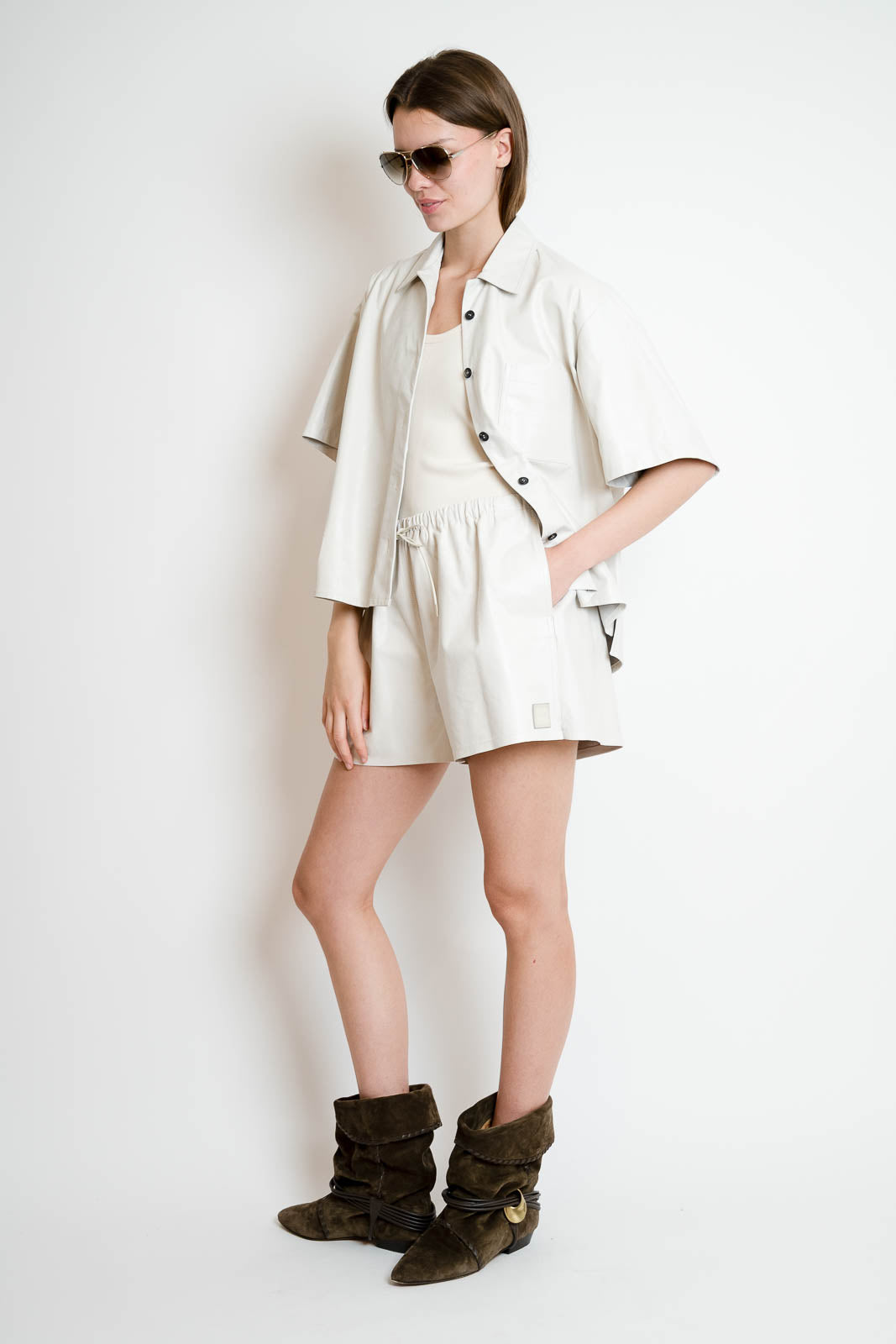 Haikure, Shorts Ada in Wrincled