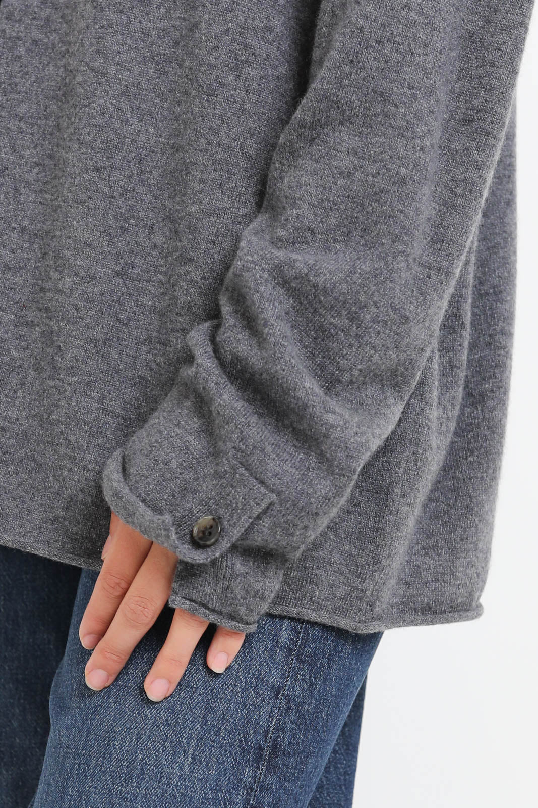 Cardigan Catrine in Graphite