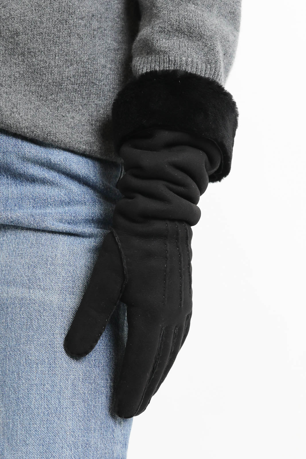 Aristide, Handschuhe aus Shearling in Schwarz