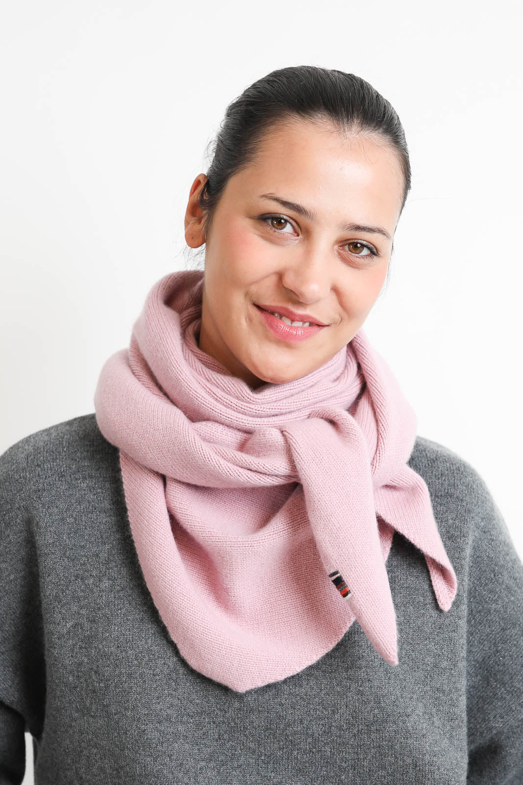 Witch 2 scarf in pink