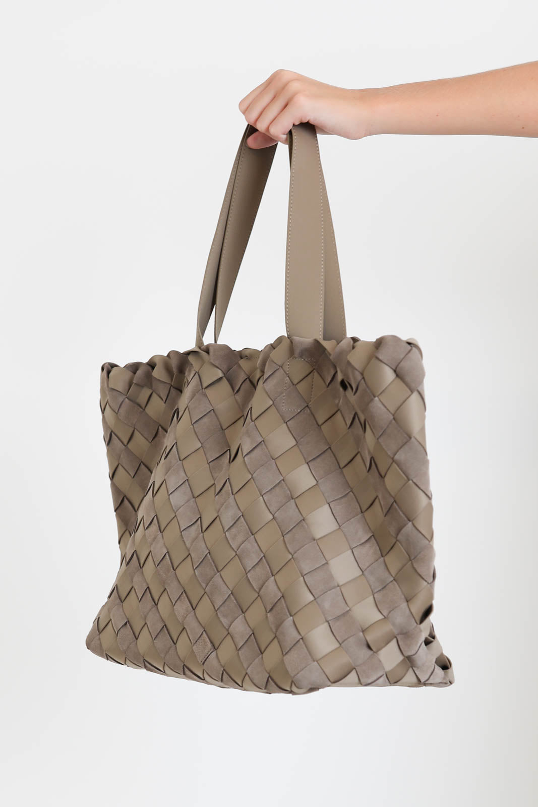 Naghedi, Tasche Como Medium Tote in Bluff