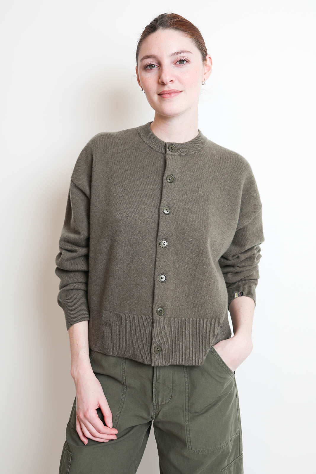 Extreme Cashmere, Cardigan Chou in Army