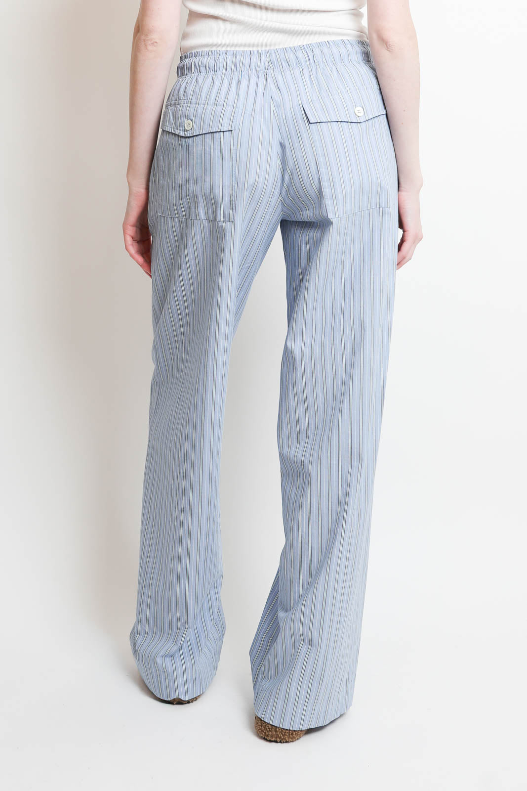 Xirena, Hose Brinna in Chambray Teal Stripe