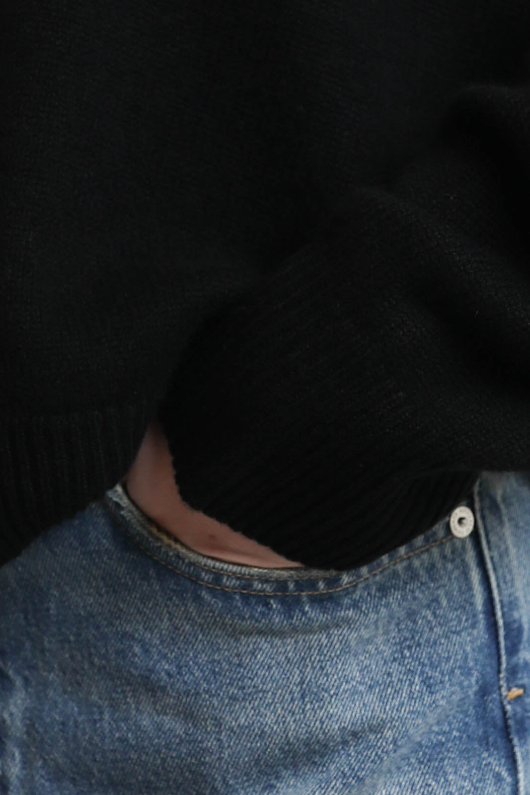 Soft Goat, Pullover Boyfriend Crewneck in Schwarz