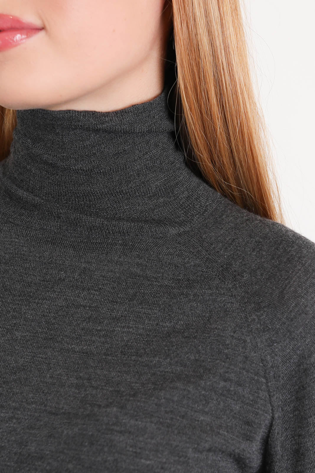 6397, Pullover Elbow Sleeve Turtle in Graphite