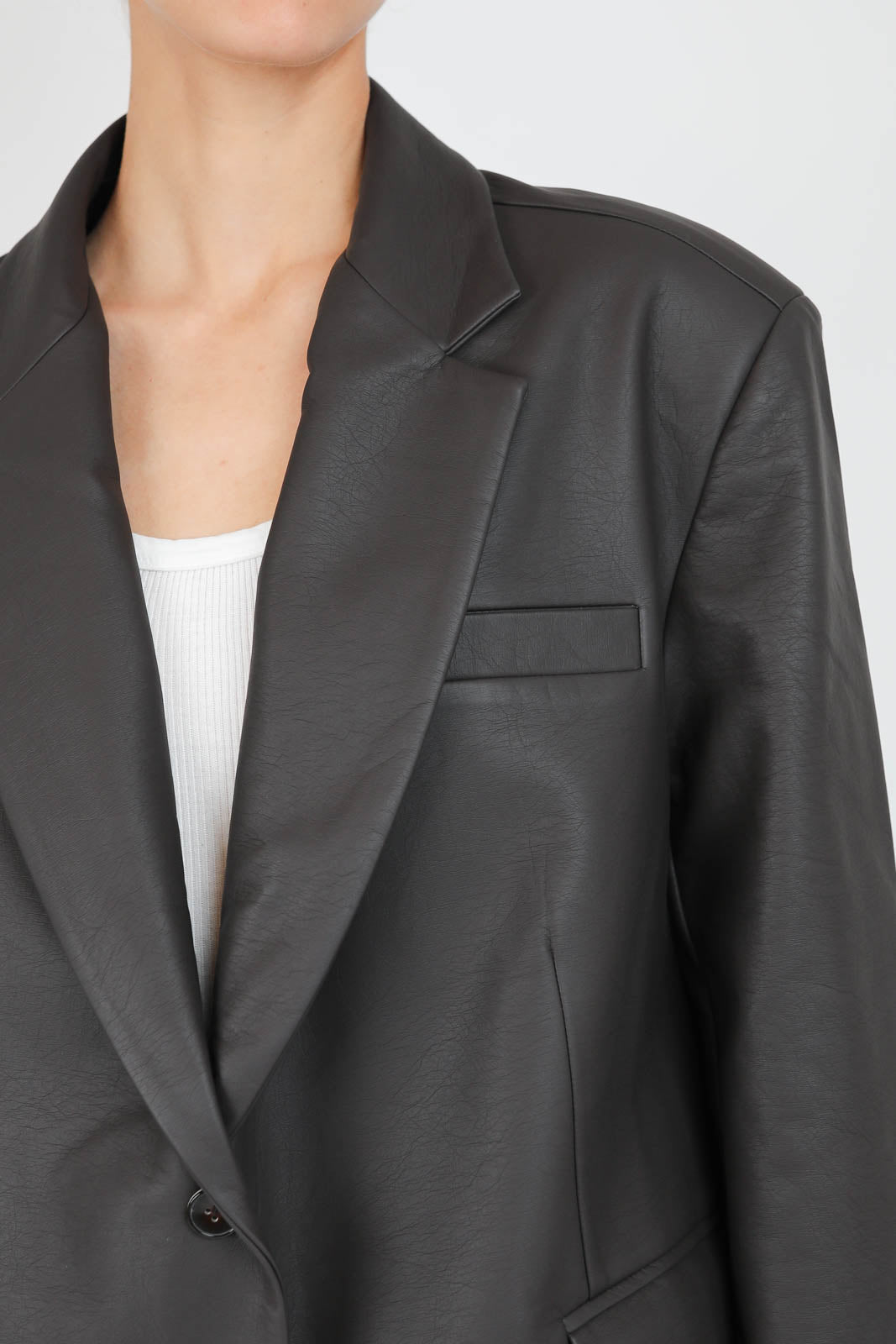 Blazer Thomas aus veganem Leder in Braun