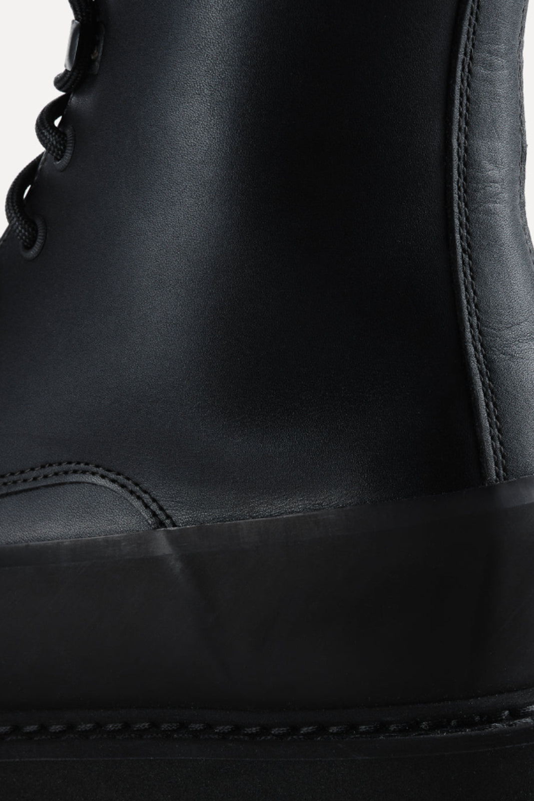 Le Monde Béryl, Stiefel Dolomite Black