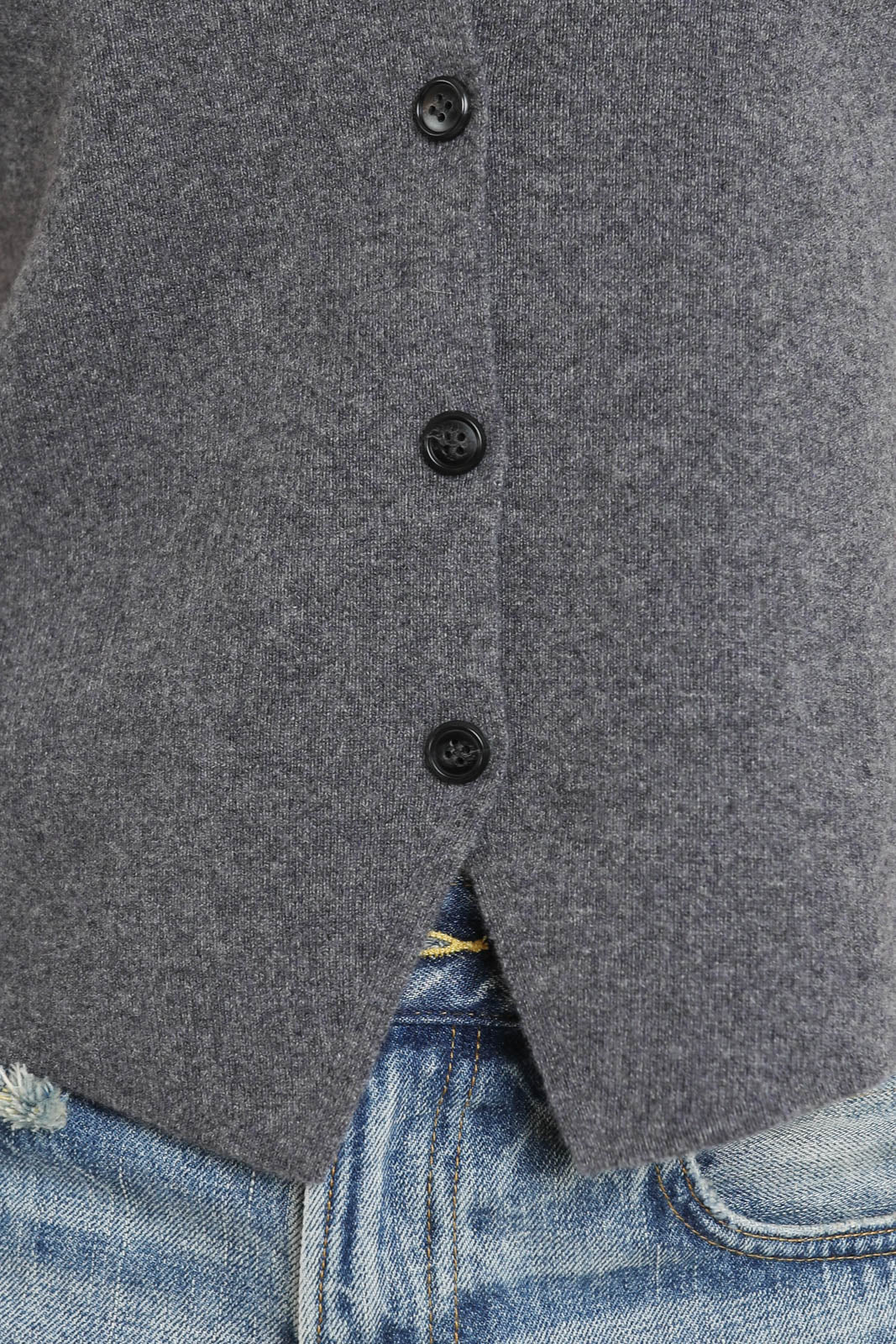 Lisa Yang, Cardigan Helly in Graphite