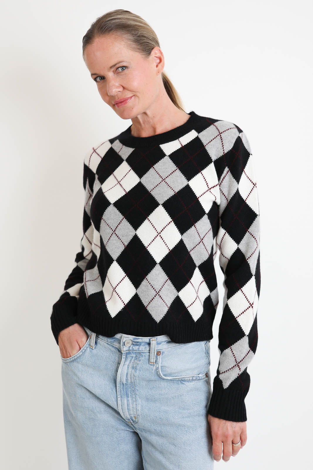 Lisa Yang, Pullover Antoni Argyle in Black, Cream, Dove