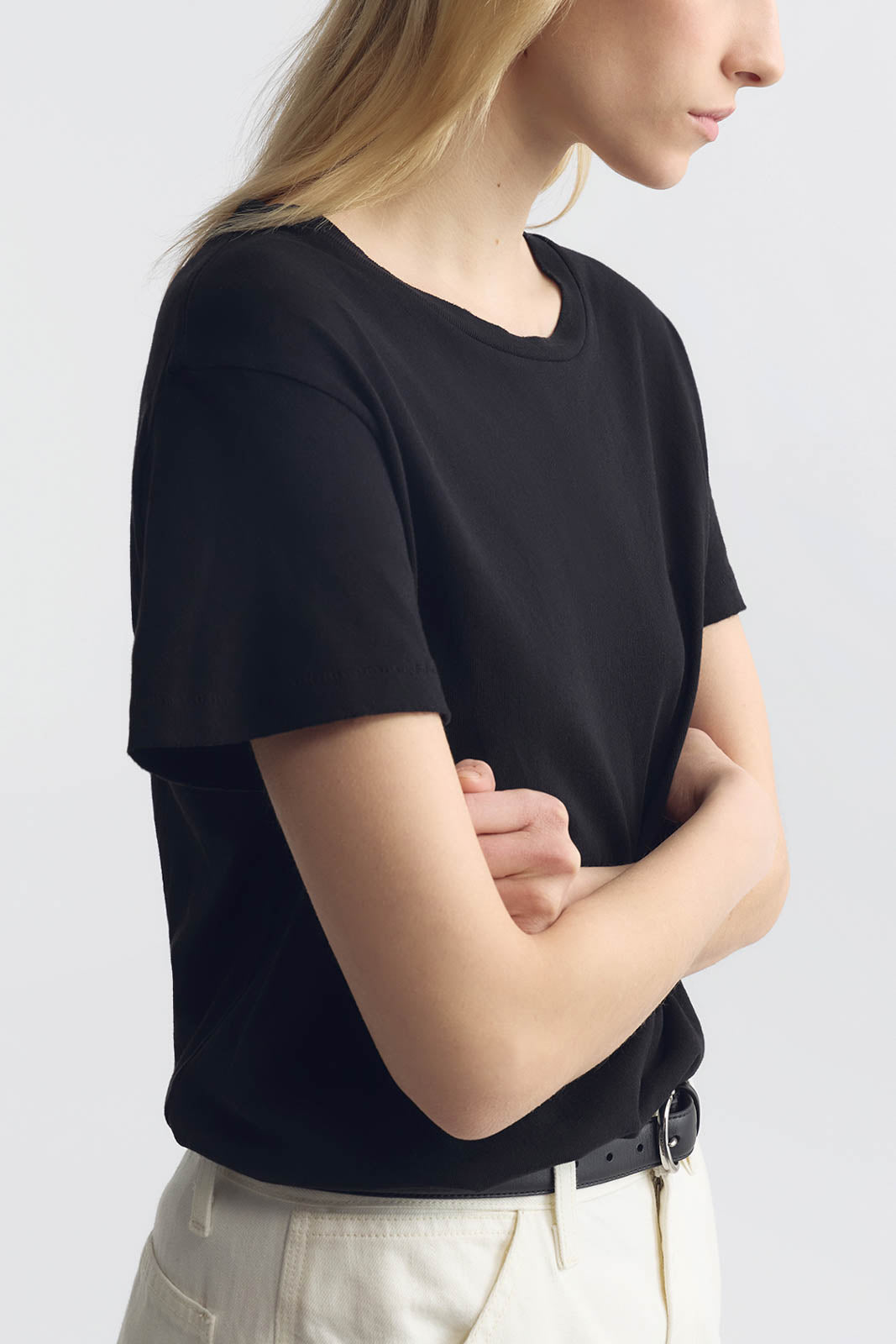 Nili Lotan, T-Shirt Brady in Washed Black