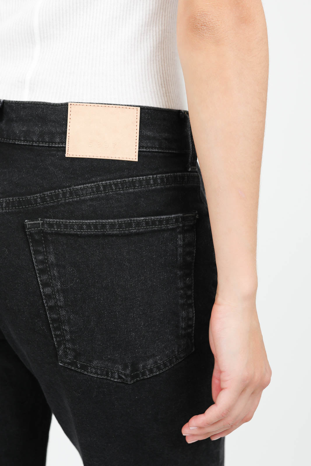 Jeans Paris in Coal Black