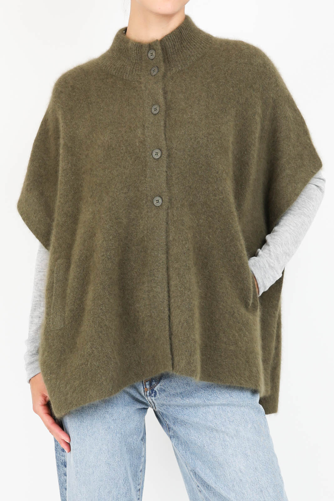 Poncho in Olive