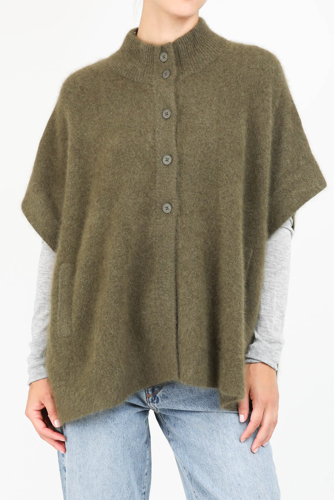 Poncho in Olive