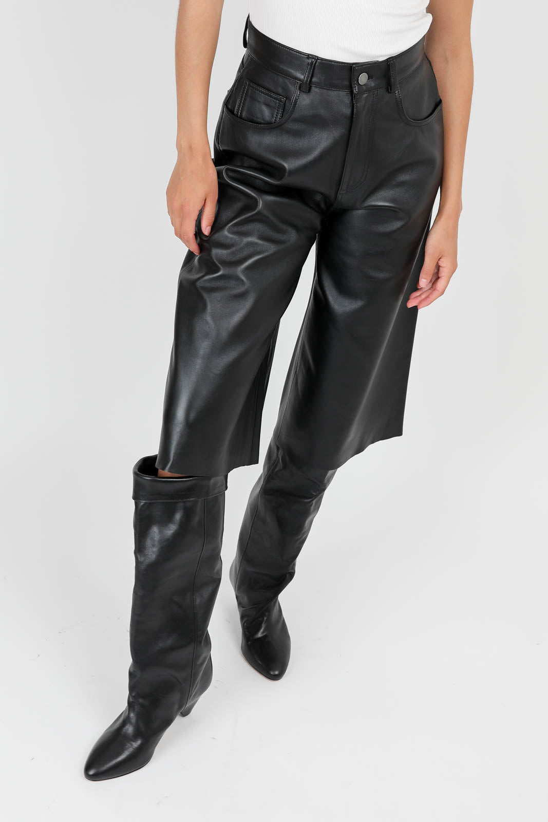 Shorts Belle Leather in Nero