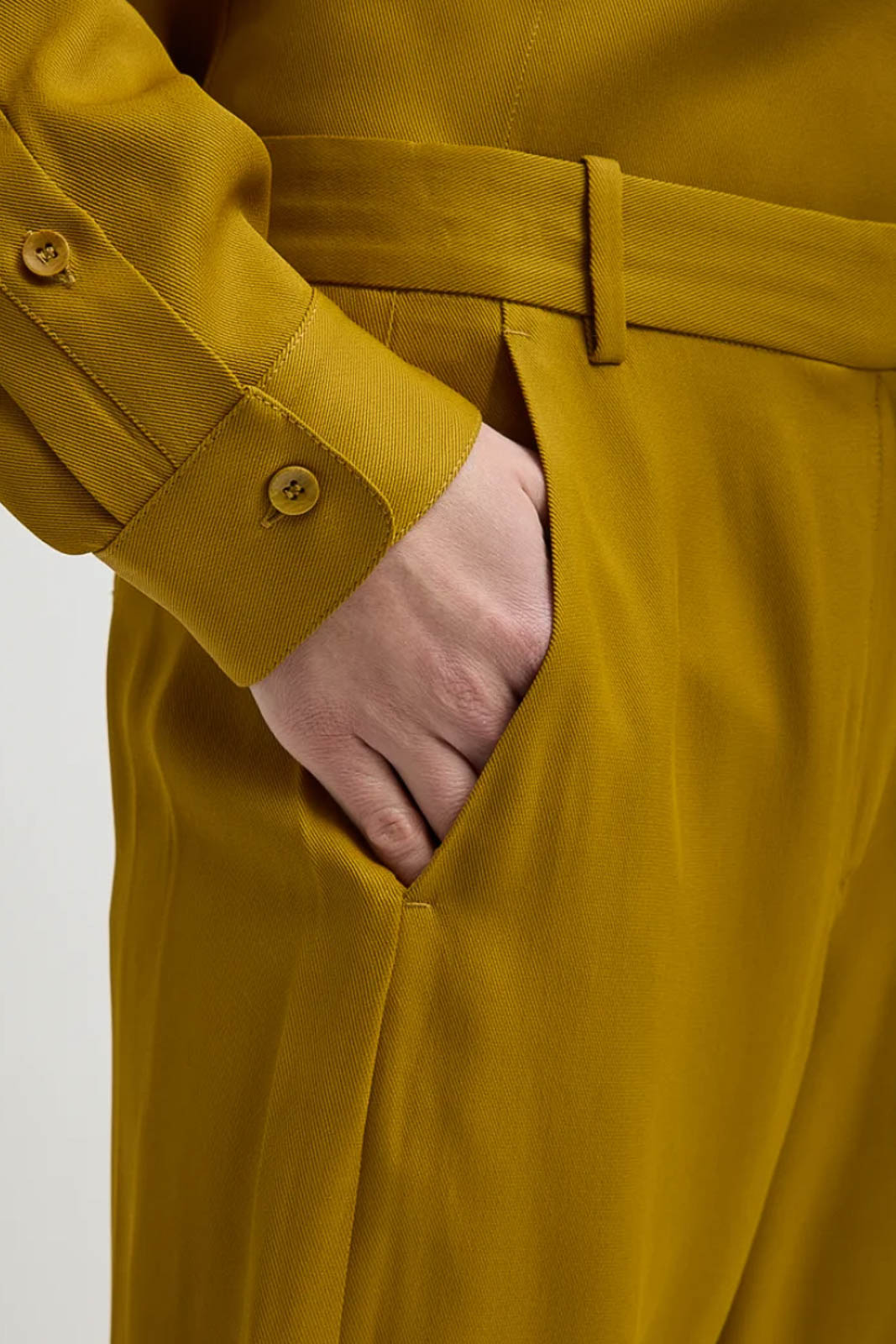 Tibi, Hose Grace in Mustard