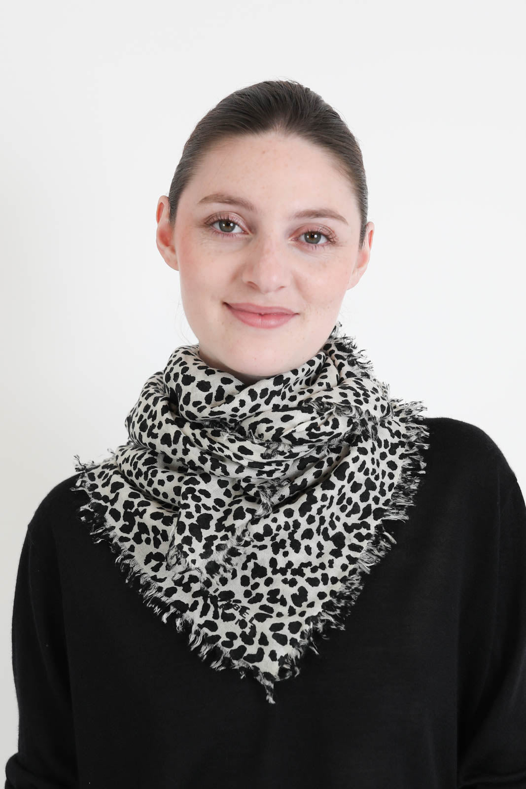 Isabel Marant, Schal Alecia in Chalk/Black