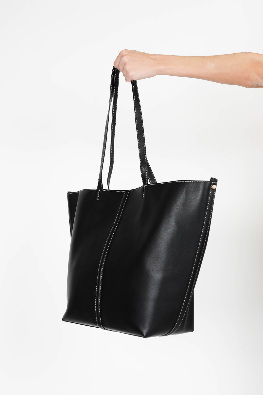 Tasche Tote GM in Schwarz