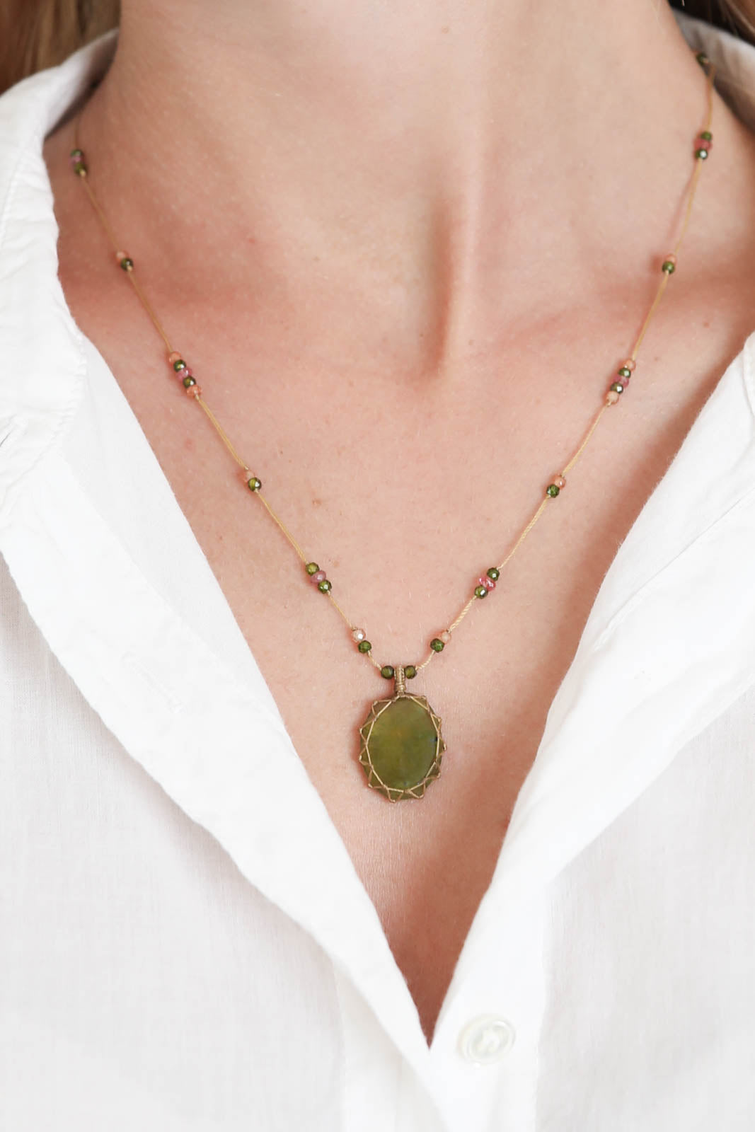 Sharing Bijoux, Halskette Tibet in Vesuvianite