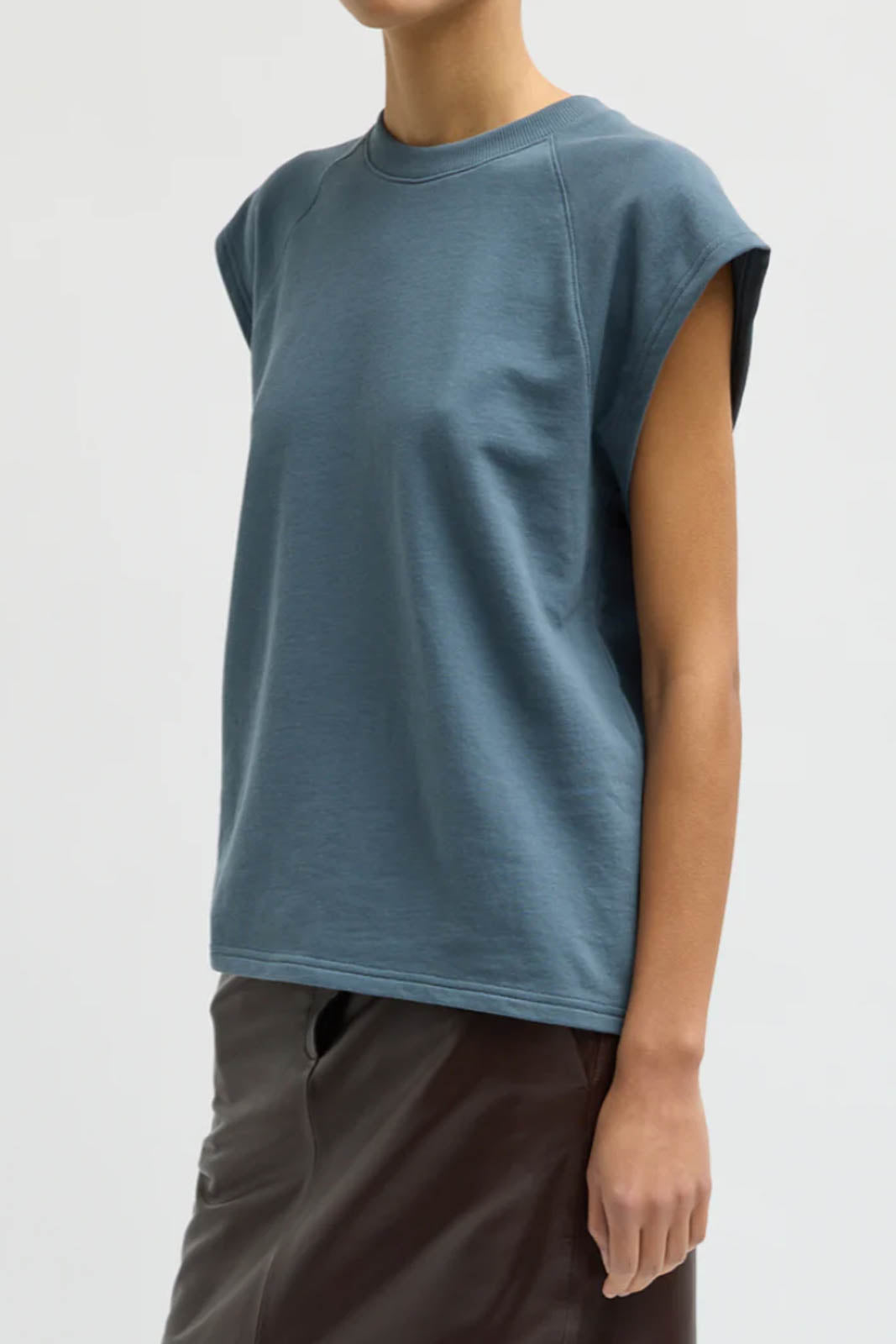 Top Light Weight in Blue Grey