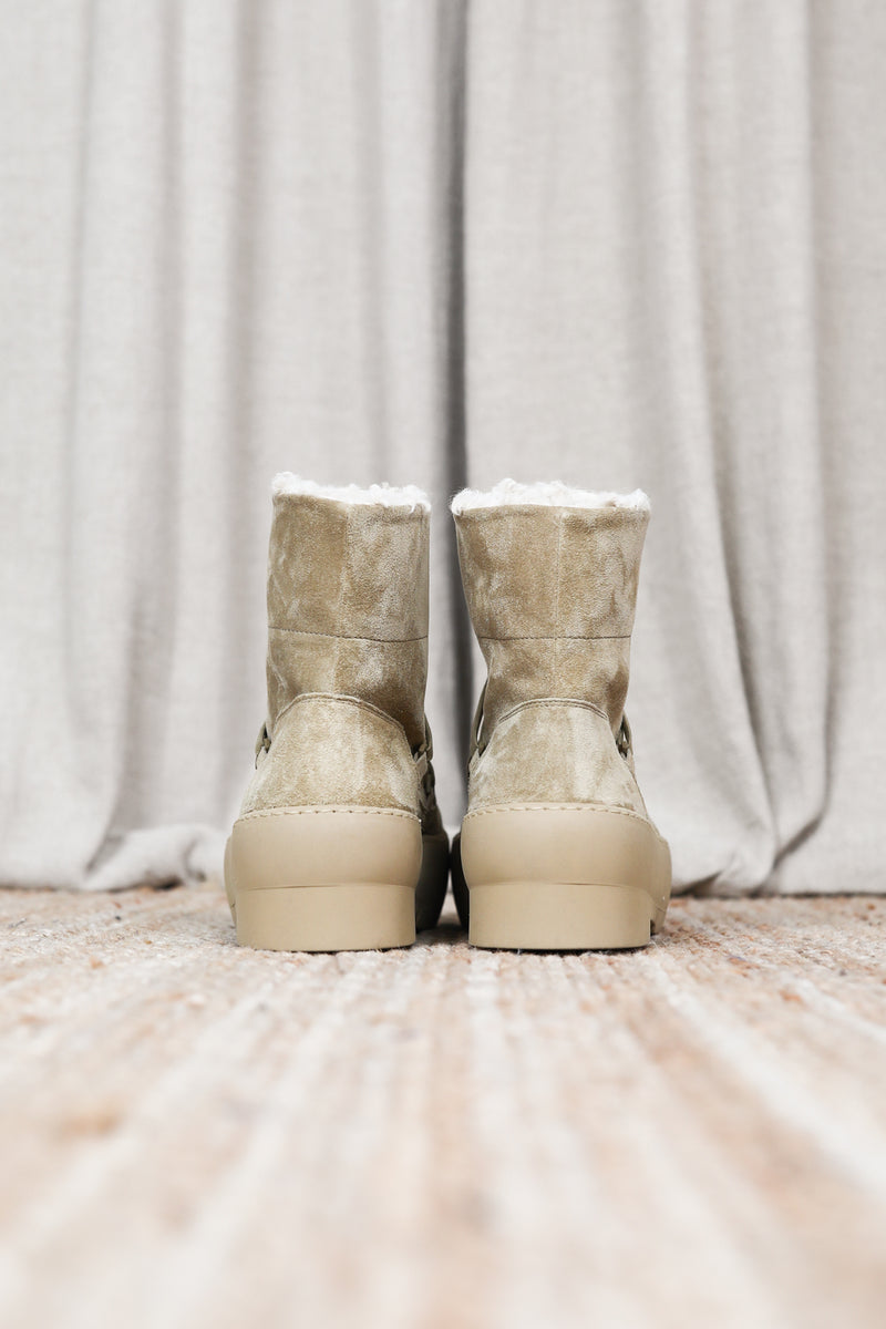 Boots Gia 24 in Sand