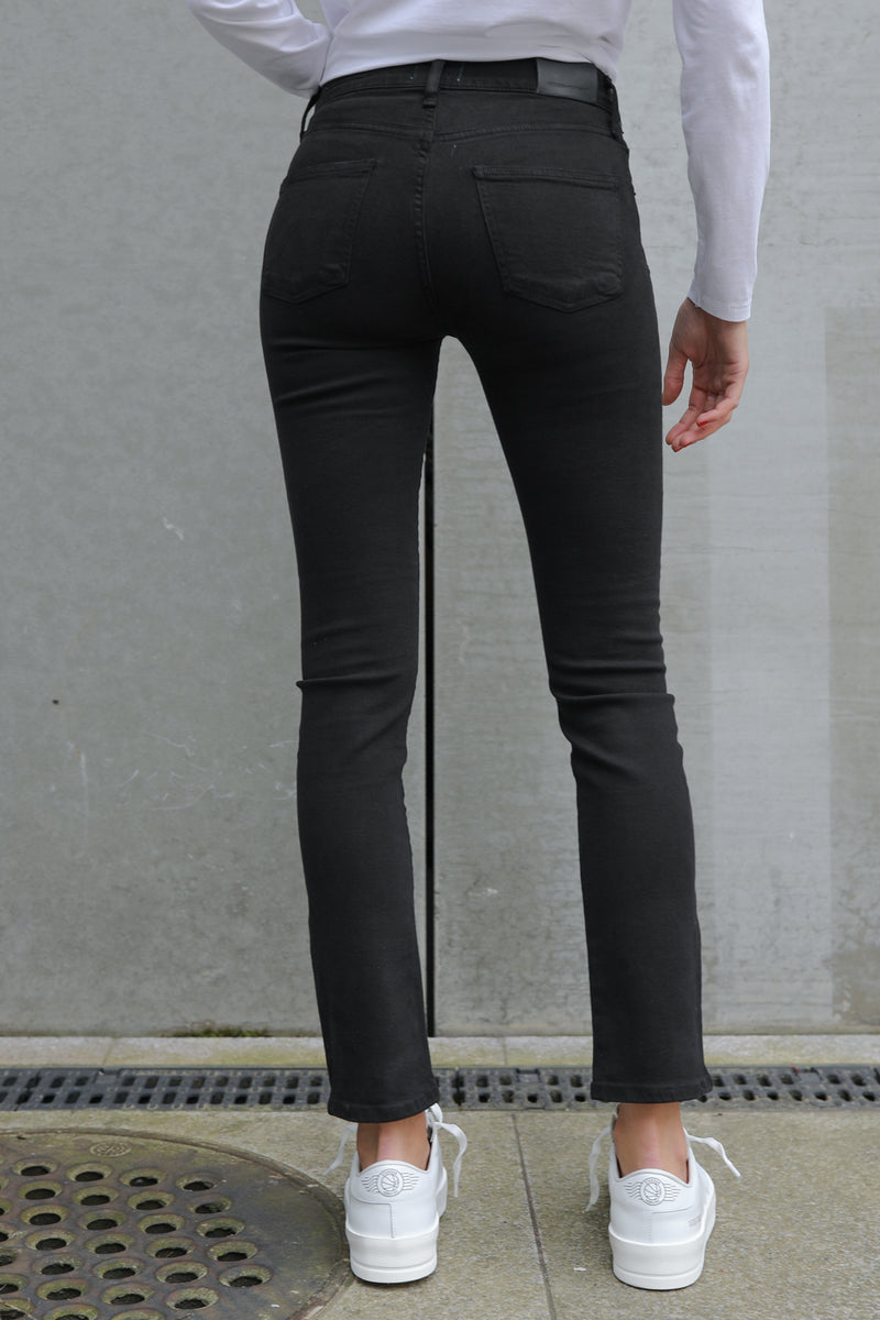 Jeans Skyla in Plush Black