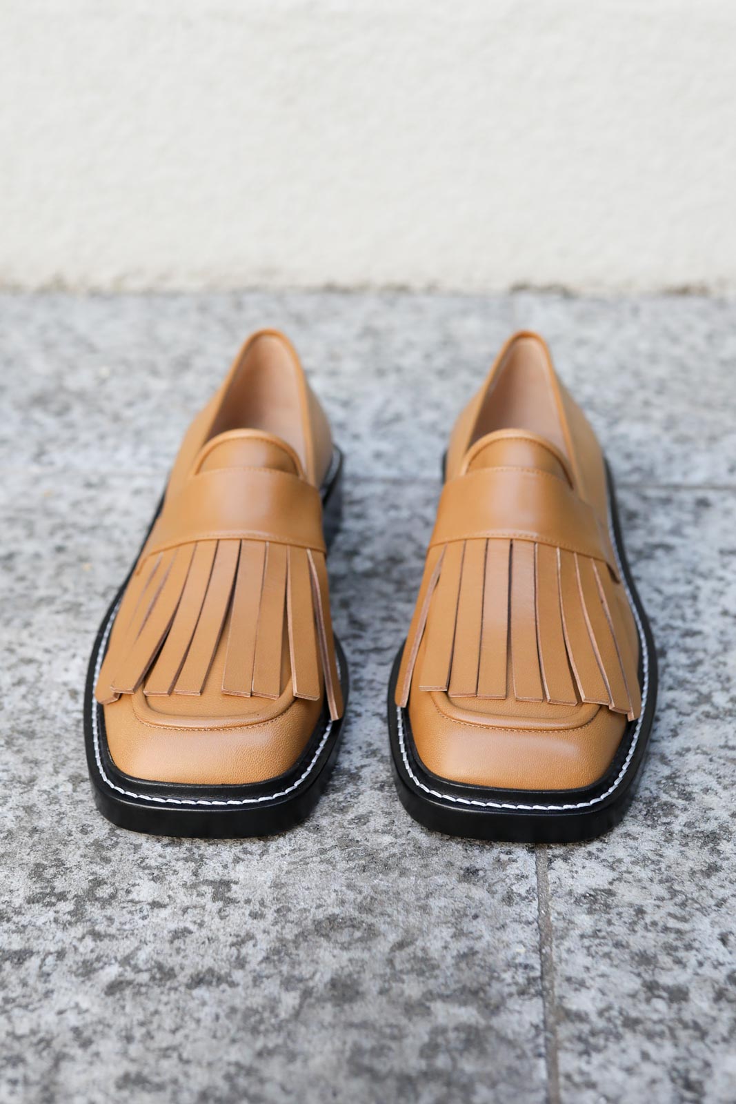 Loafer Lucy in Sparrow