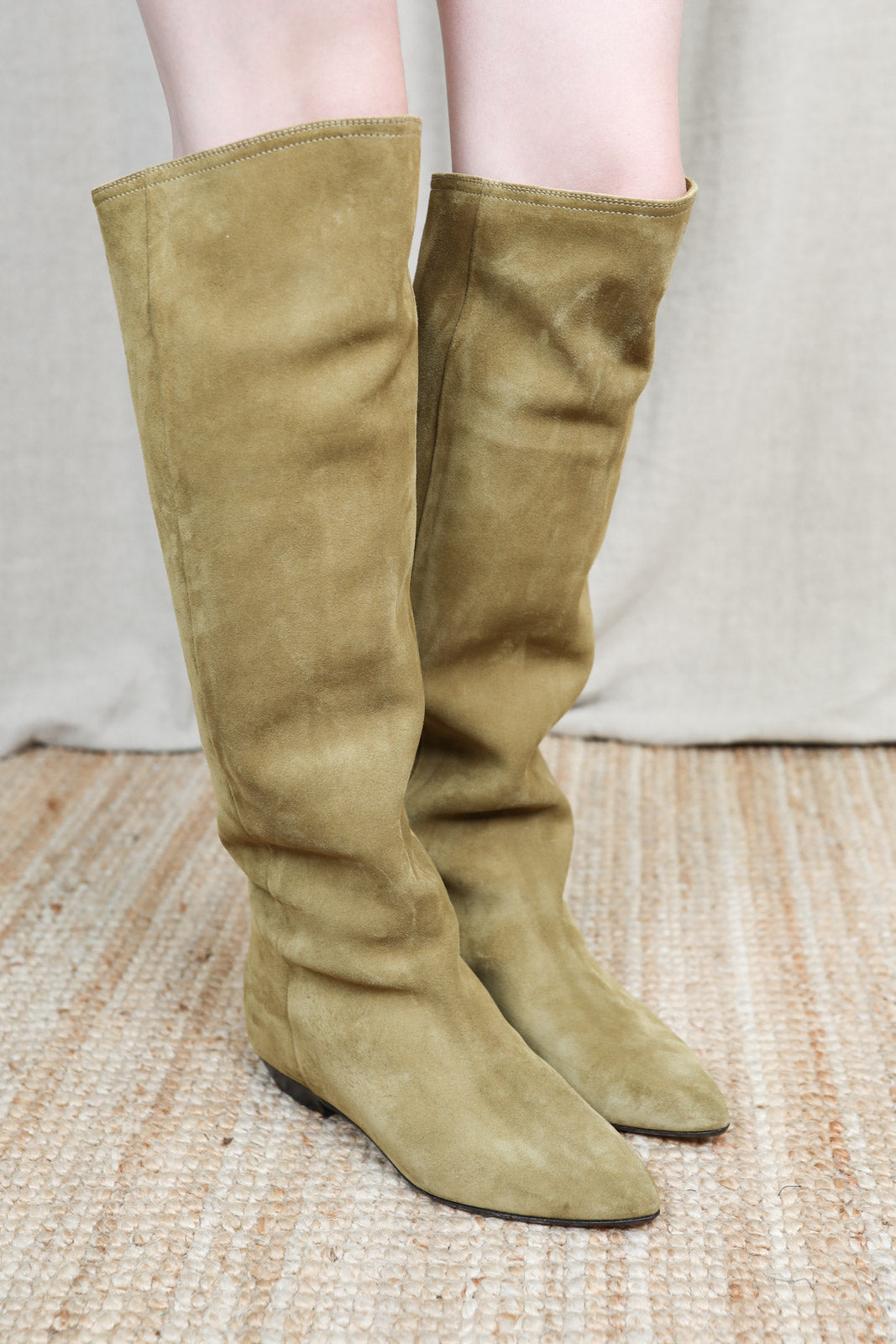 Skarlet boots in taupe