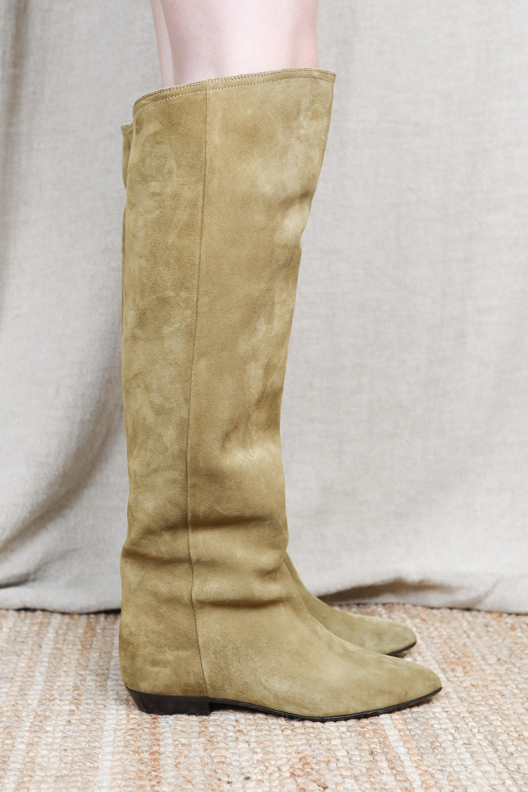 Skarlet boots in taupe