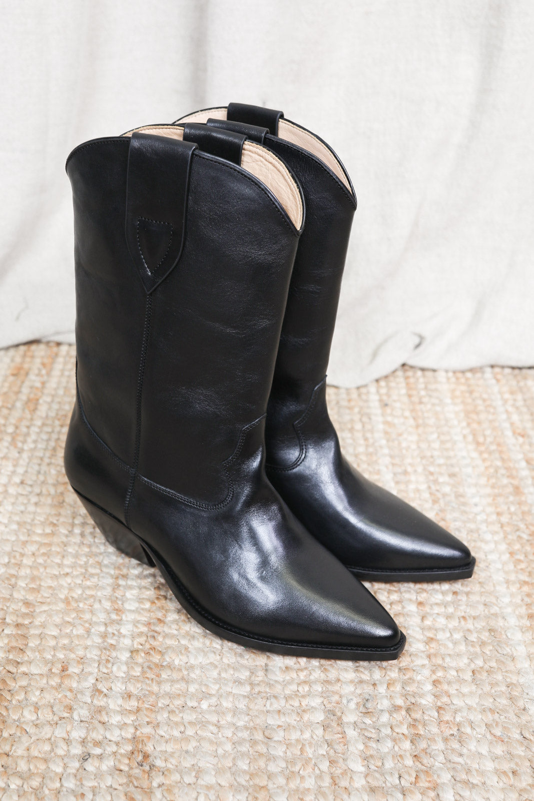 Duerto boots in black