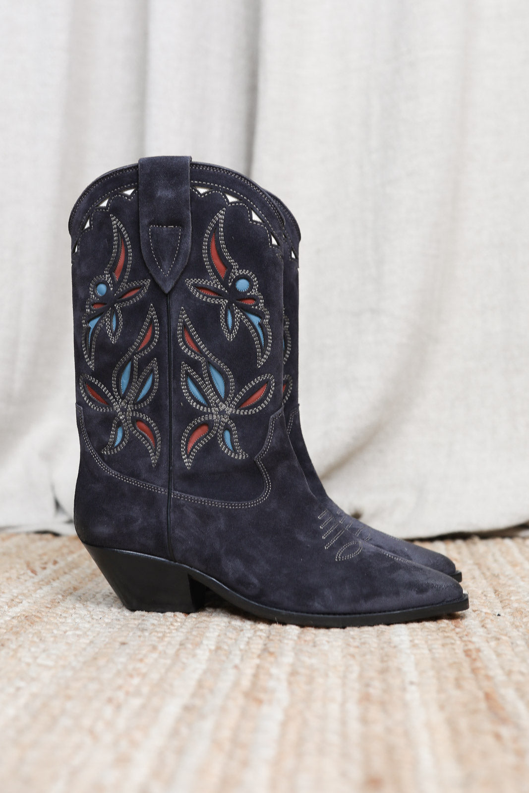 Duerto boots in faded black