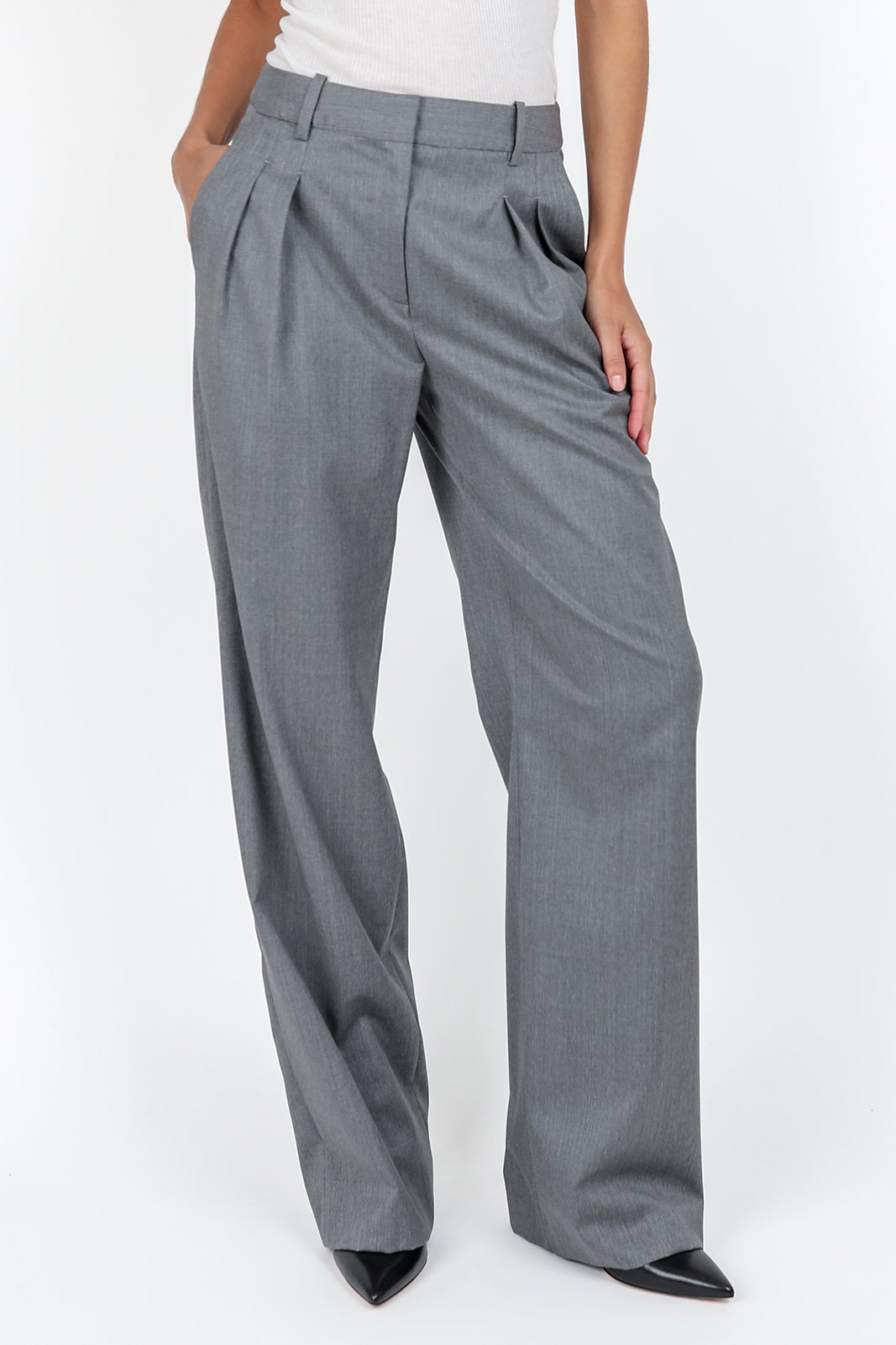 Sbiru trousers in gray