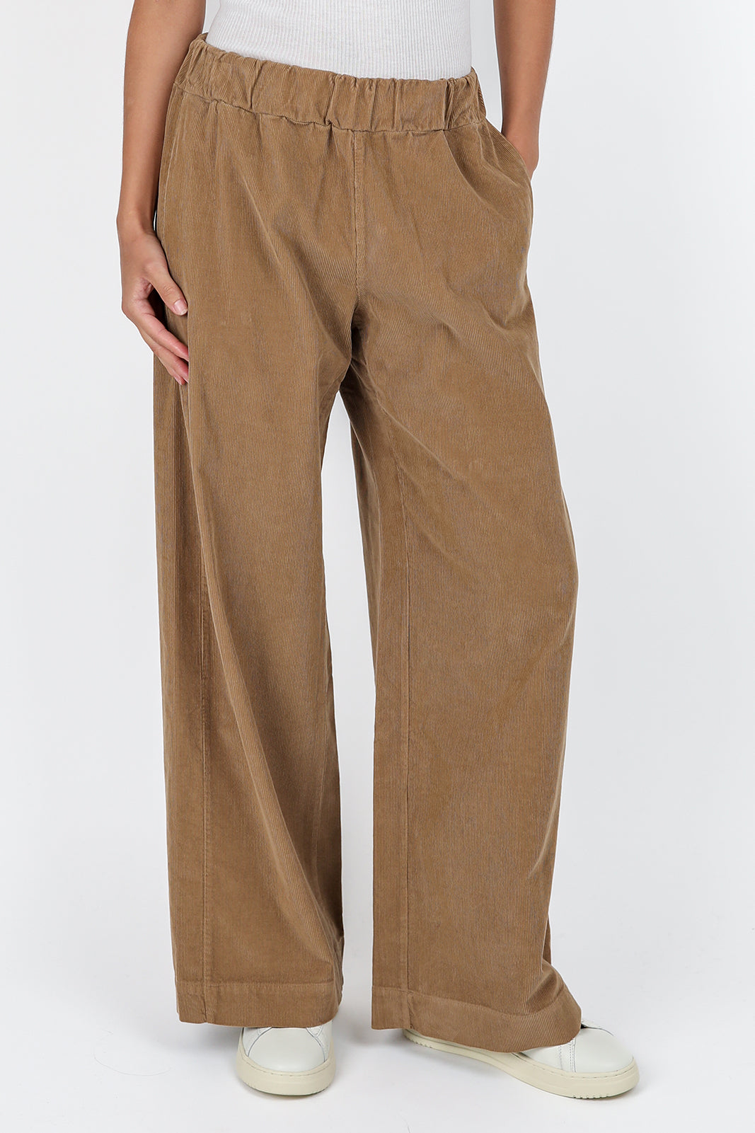 Diana Sarca trousers in Canguro