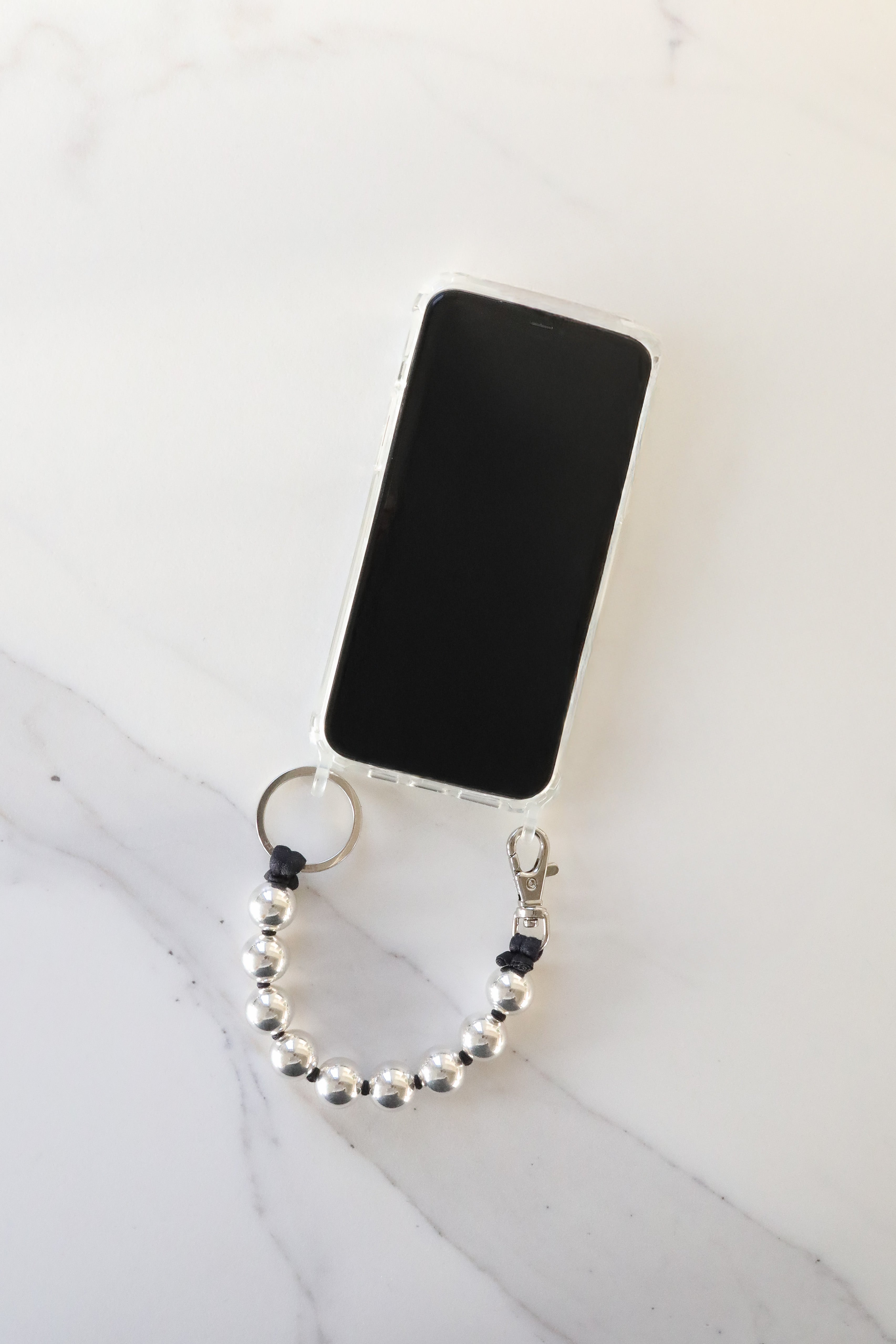 Cell phone chain Big Short in Silver/Black