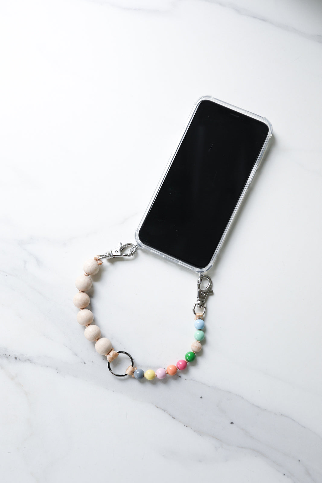 Short double cell phone chain in natural/pastel mix