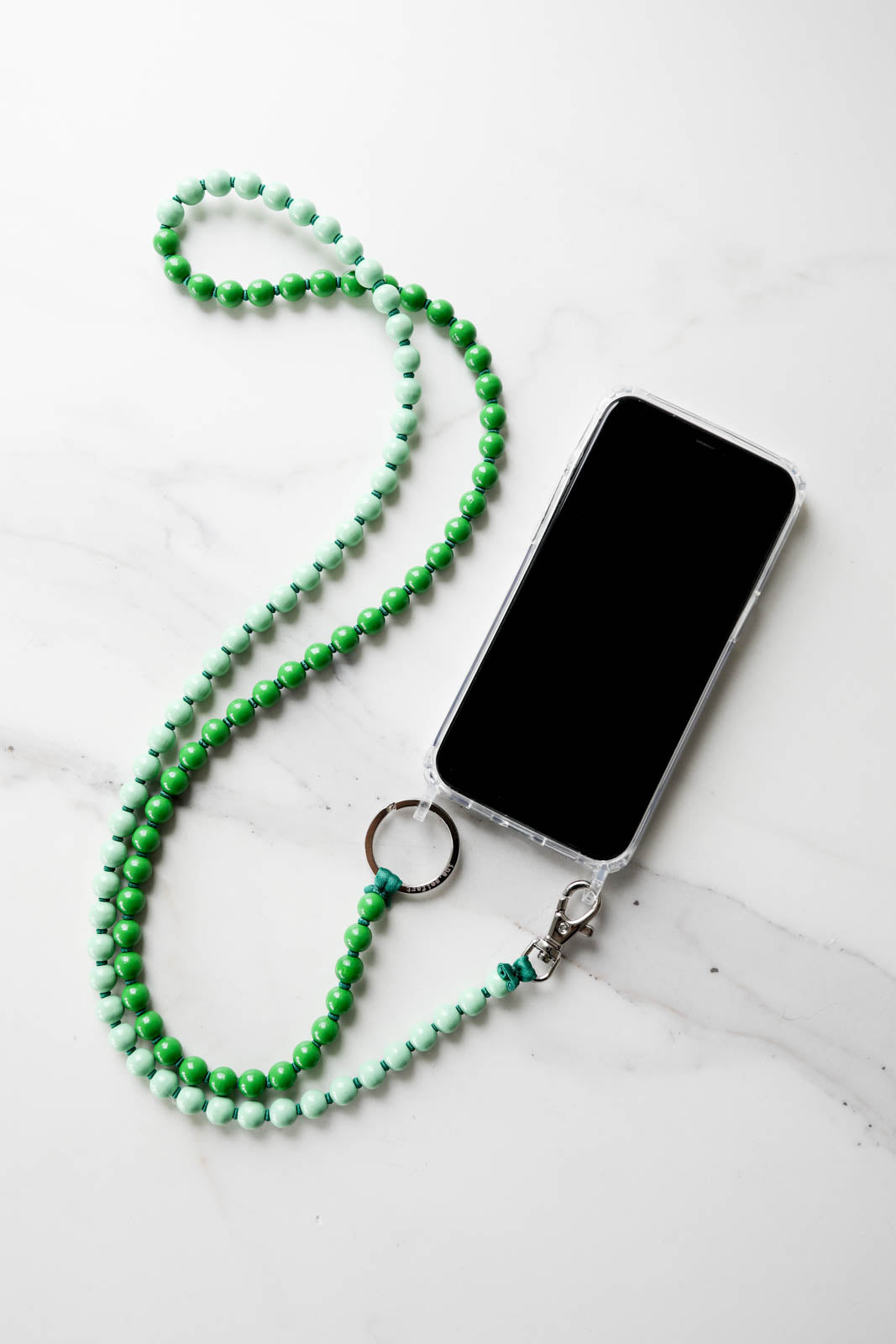 Bicolor cell phone chain in pastel green/green