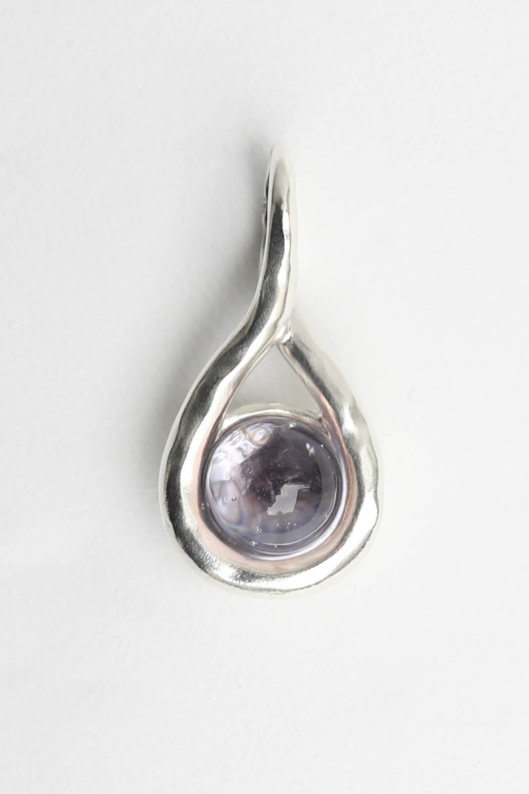 Eclipse pendant in pale blue/pink