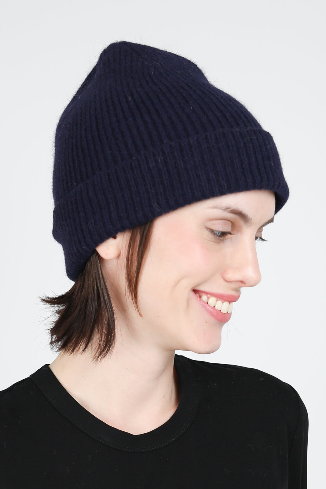 Knitted beanie in Midnight