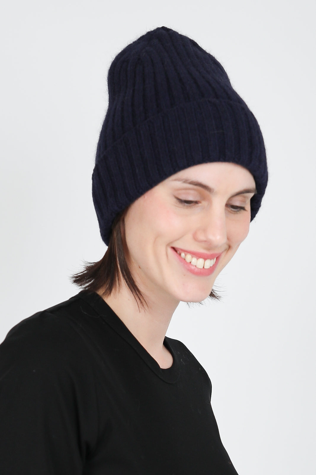 Le Grand knitted hat in Midnight