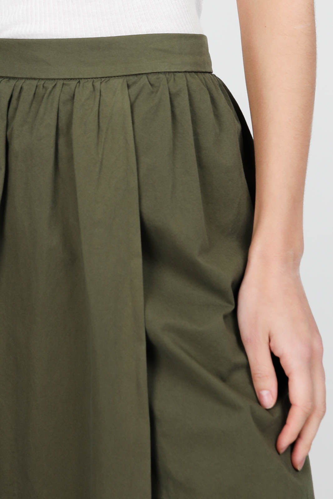 Skirt made of cotton in khaki