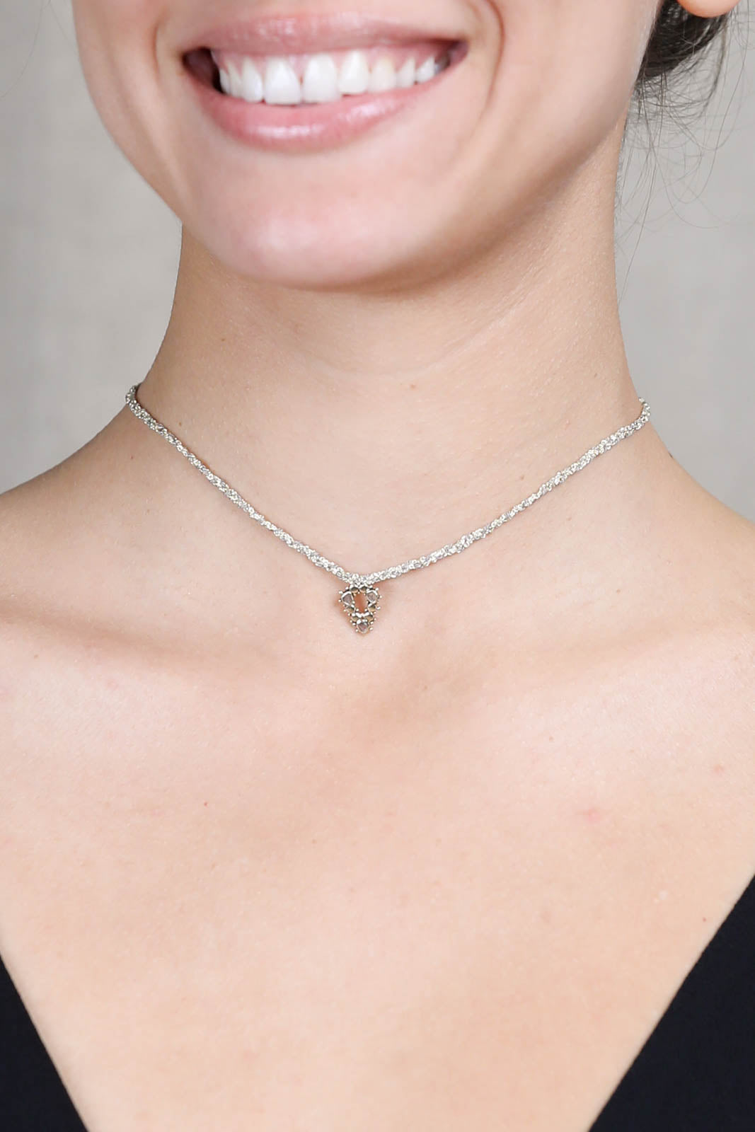 Necklace N° 846 in gold/grey