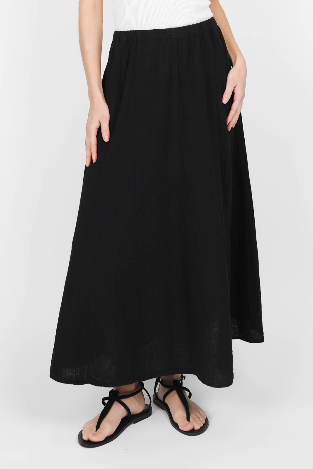 Skirt Deon in black