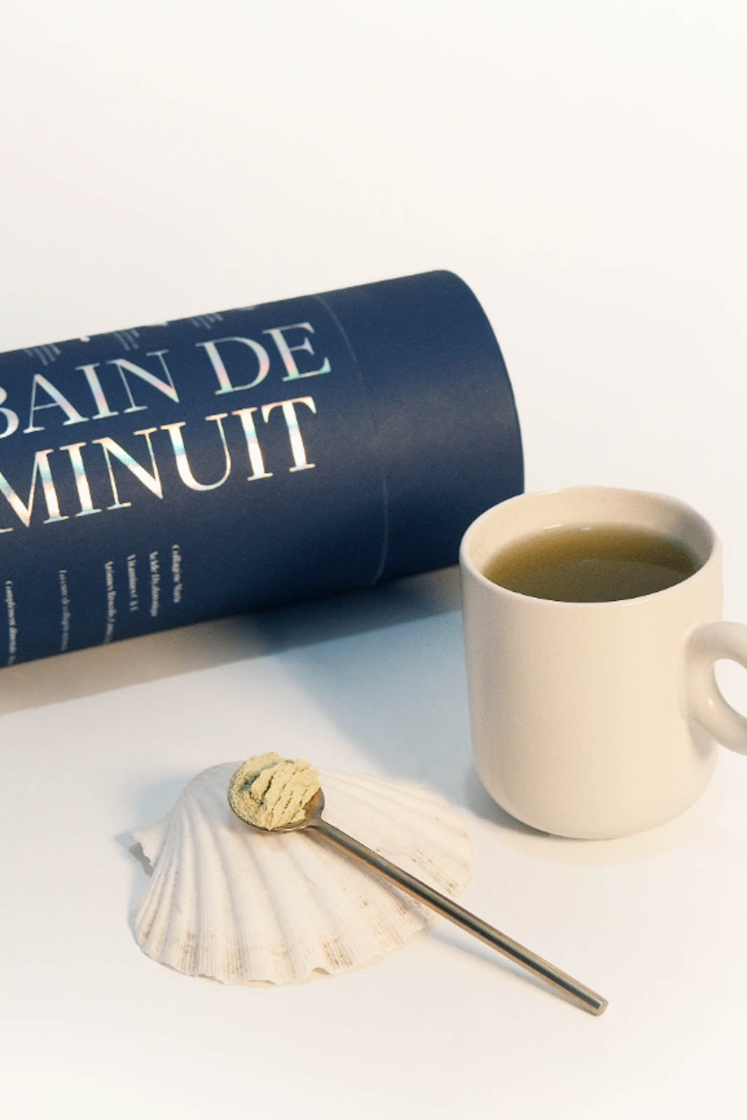 Bain De Minuit collagen powder with broccoli, carrot, celery flavor
