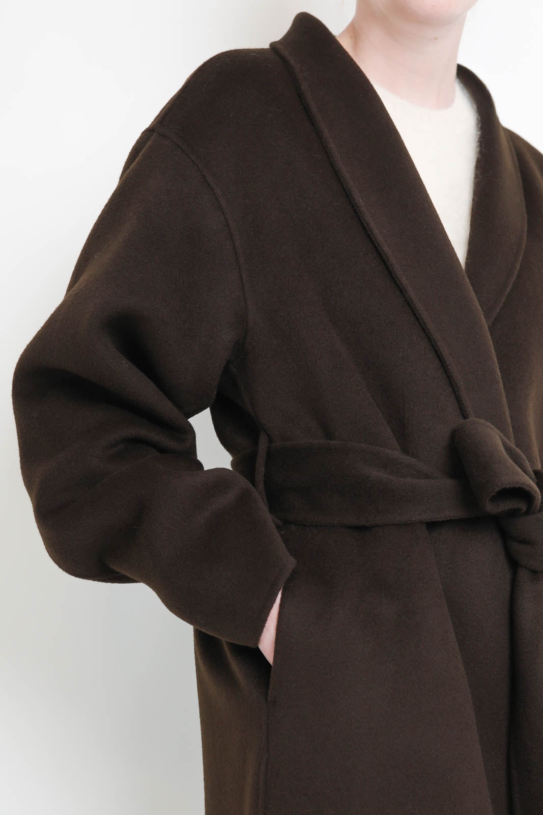 Almada, Mara coat in chocolate