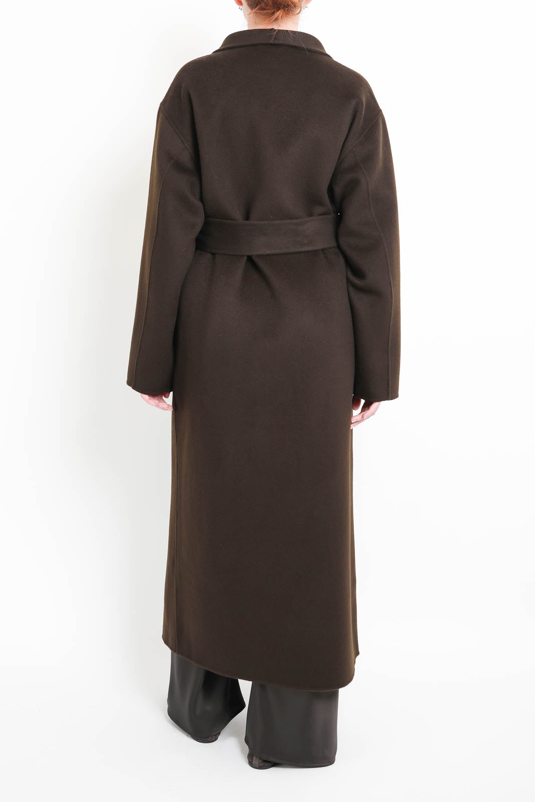 Almada, Mara coat in chocolate